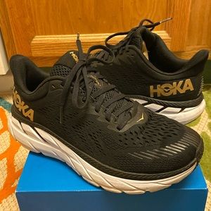Hoka One One Clifton 7 black/bronze